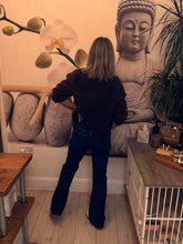 Load image into Gallery viewer, Leslie
