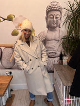 Load image into Gallery viewer, Mac
