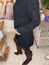 Load image into Gallery viewer, Cutie
