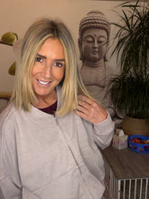 Load image into Gallery viewer, Lin
