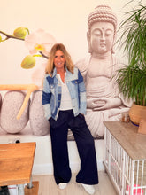 Load image into Gallery viewer, Petal
