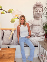 Load image into Gallery viewer, Blu
