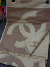 Load image into Gallery viewer, Chantelle
