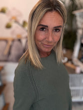 Load image into Gallery viewer, Carly
