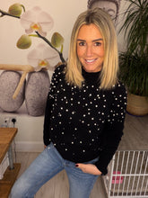 Load image into Gallery viewer, Julia
