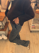 Load image into Gallery viewer, Leslie
