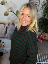 Load image into Gallery viewer, Amelia
