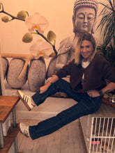 Load image into Gallery viewer, Leslie
