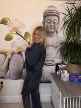 Load image into Gallery viewer, Lin
