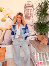 Load image into Gallery viewer, Petal
