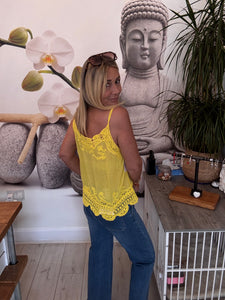 Cami