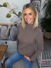 Load image into Gallery viewer, Debbie
