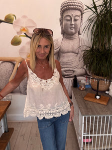 Cami