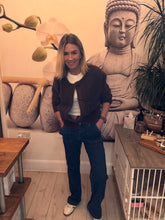 Load image into Gallery viewer, Leslie
