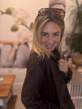 Load image into Gallery viewer, Jackie
