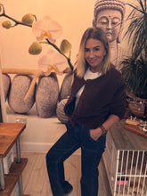 Load image into Gallery viewer, Leslie
