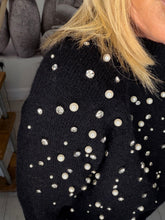 Load image into Gallery viewer, Julia
