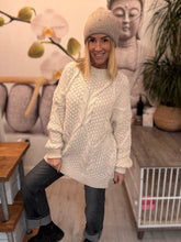 Load image into Gallery viewer, Lois
