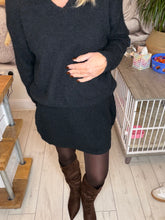 Load image into Gallery viewer, Cutie
