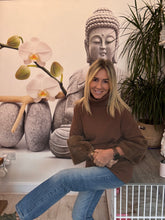 Load image into Gallery viewer, Lush
