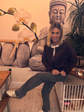 Load image into Gallery viewer, Leslie
