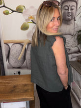Load image into Gallery viewer, Pippa
