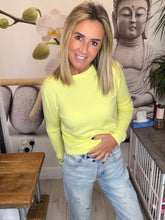 Load image into Gallery viewer, Brooke
