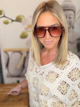 Load image into Gallery viewer, Lottie
