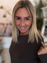 Load image into Gallery viewer, Carly
