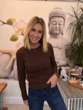 Load image into Gallery viewer, Chrissy
