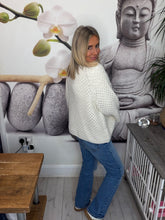 Load image into Gallery viewer, Lorna
