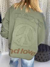 Load image into Gallery viewer, Peace &amp; love
