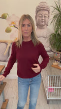 Load and play video in Gallery viewer, Olive
